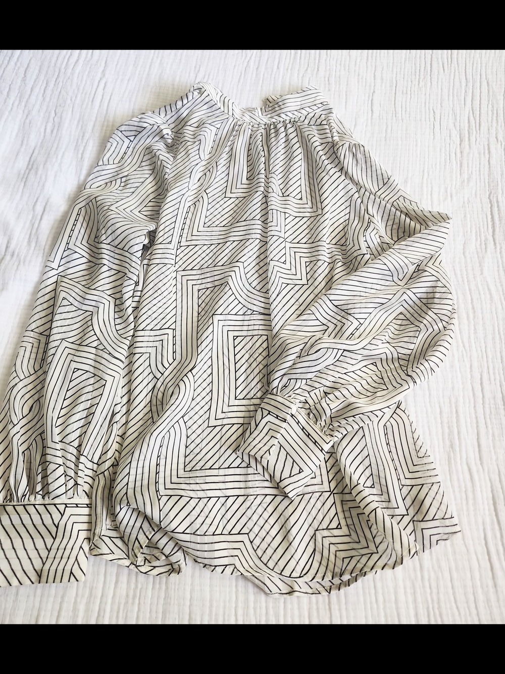 H&M Cream and Black Geometric Long Sleeve Sheer Blouse